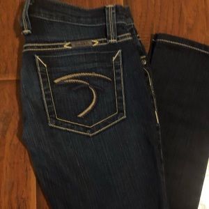 Frankie b skinny jeans.